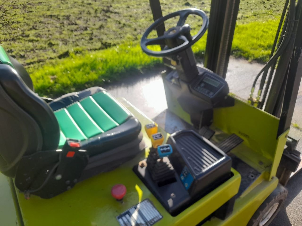 Frontstapler tip Clark ctm, Gebrauchtmaschine in Veenendaal (Poză 5)