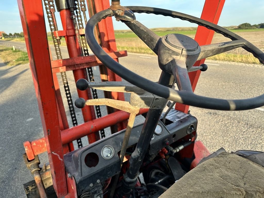 Frontstapler des Typs Clark DCY 40, Gebrauchtmaschine in Callantsoog (Bild 4)