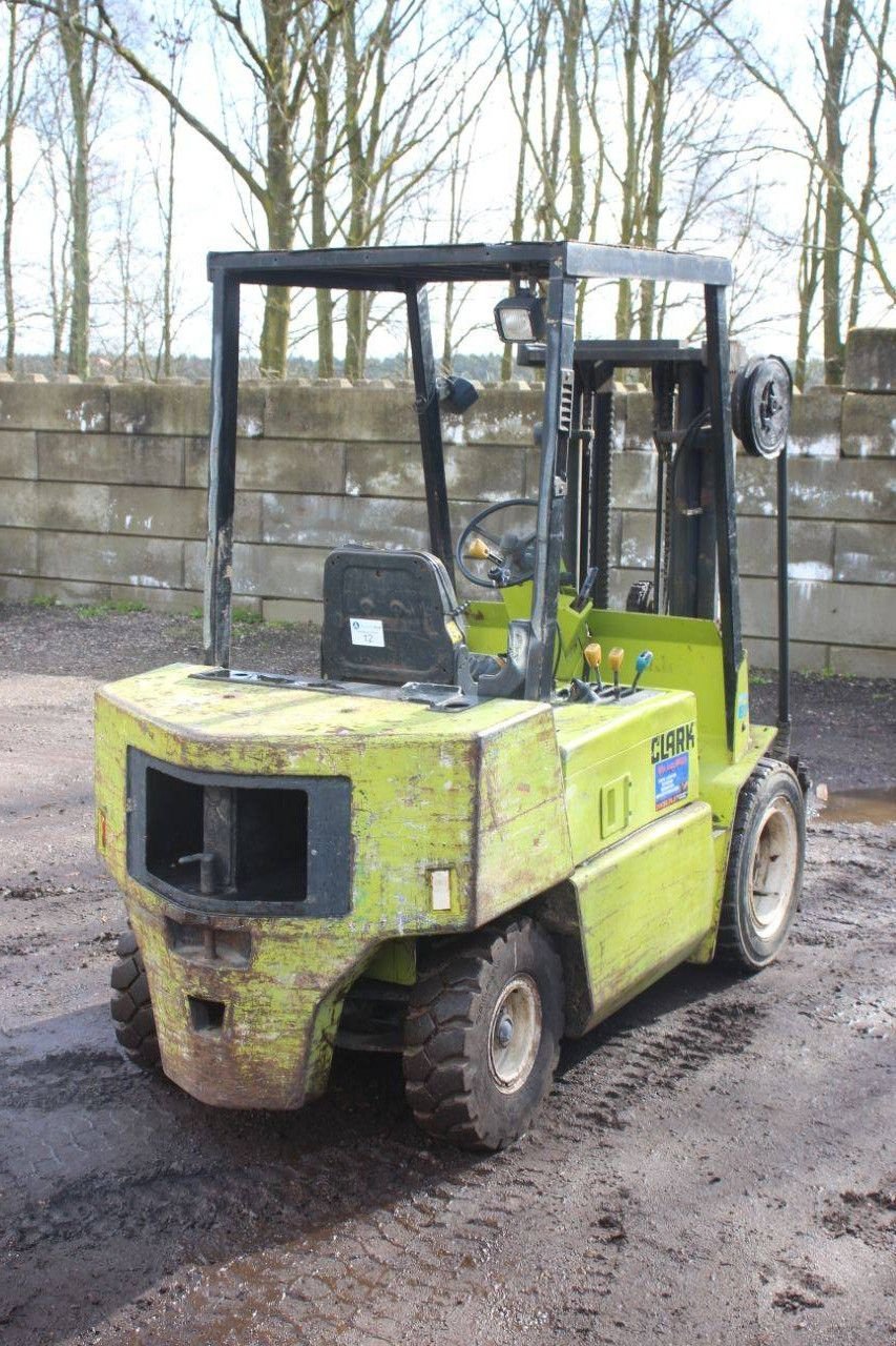 Frontstapler от тип Clark DPM30N, Gebrauchtmaschine в Antwerpen (Снимка 5)