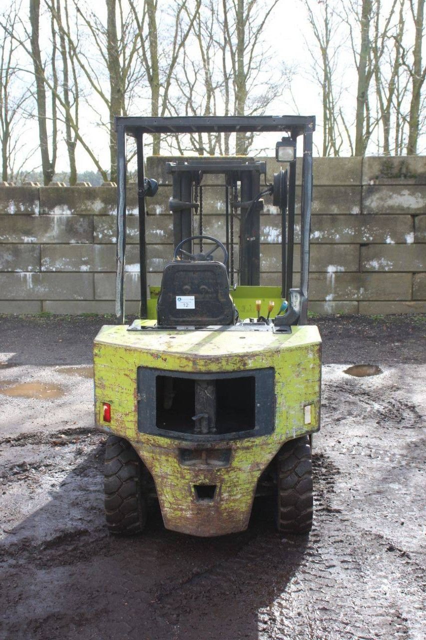 Frontstapler от тип Clark DPM30N, Gebrauchtmaschine в Antwerpen (Снимка 4)