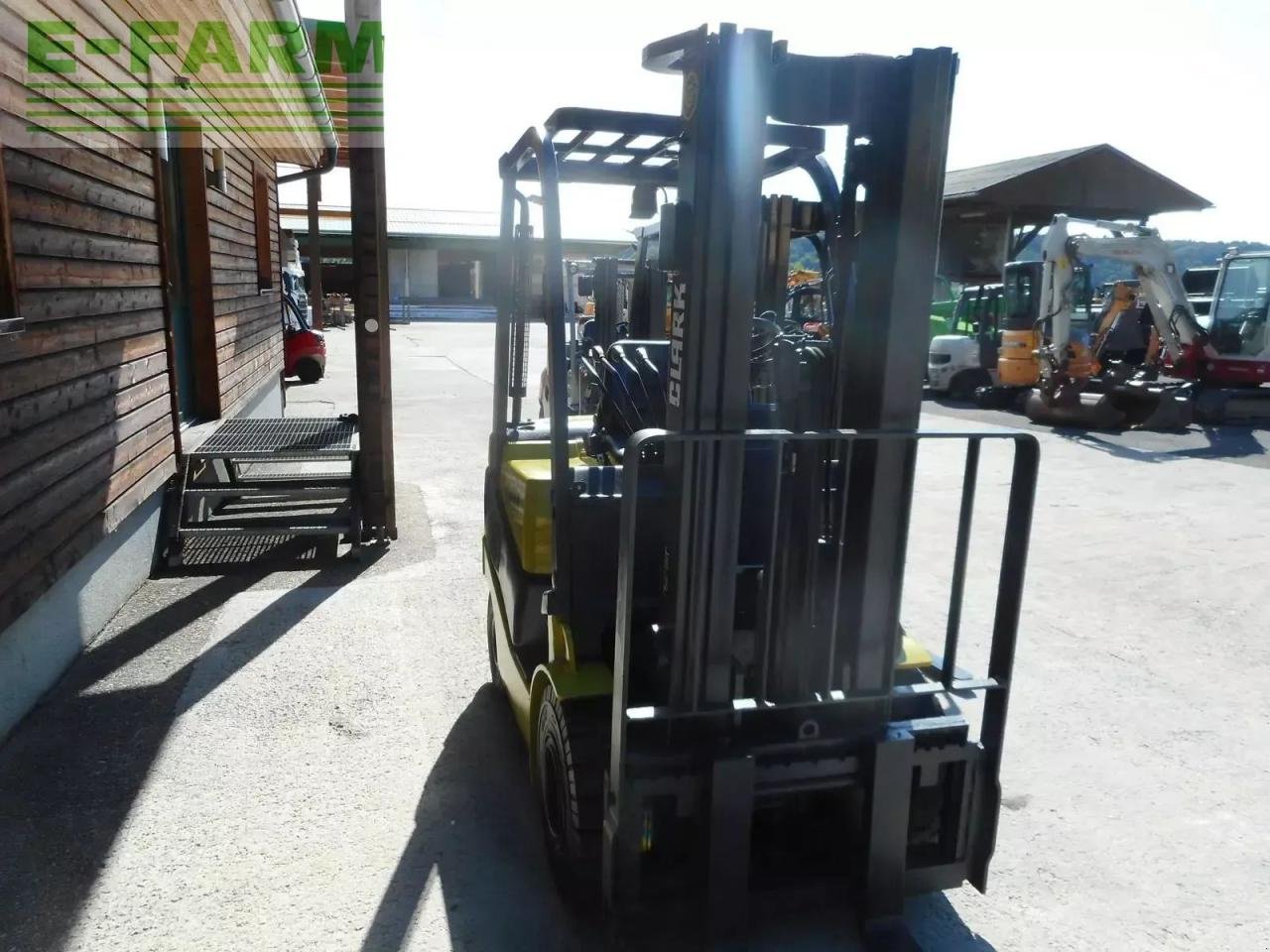 Frontstapler del tipo Clark g18d ( triplexfreihubmast 4,78m ) + ss + ls, Gebrauchtmaschine In ST. NIKOLAI/DR. (Immagine 4)