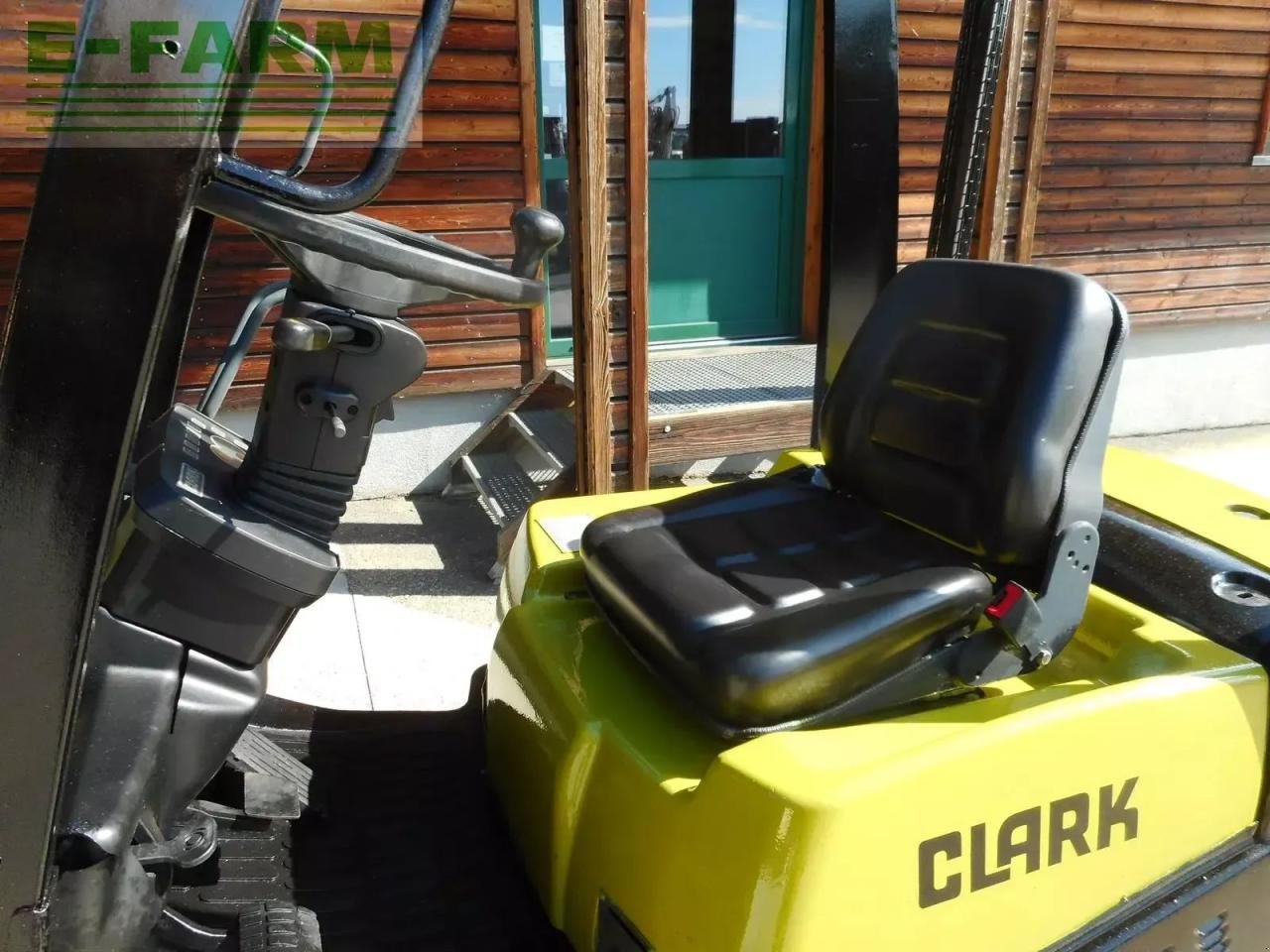 Frontstapler del tipo Clark g18d ( triplexfreihubmast 4,78m ) + ss + ls, Gebrauchtmaschine In ST. NIKOLAI/DR. (Immagine 12)