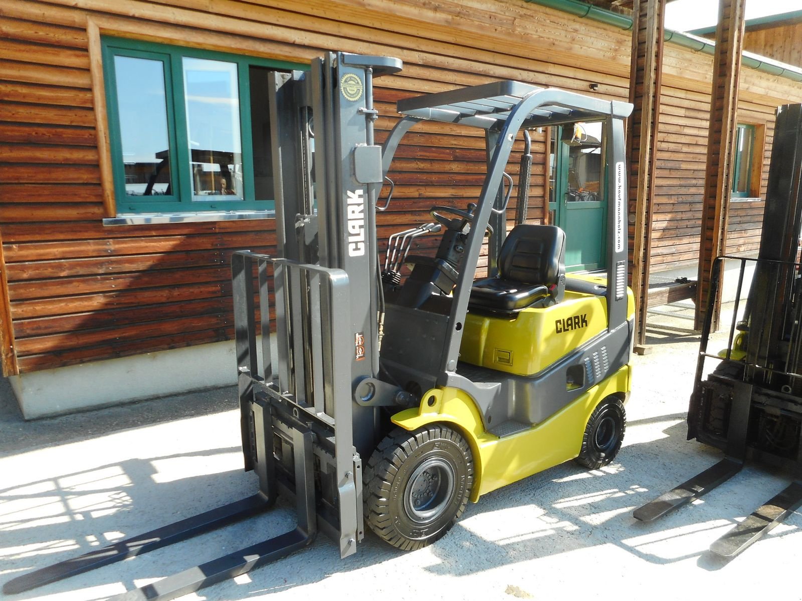 Frontstapler του τύπου Clark G18D ( Triplexfreihubmast 4,78m ) + SS + LS, Gebrauchtmaschine σε St. Nikolai ob Draßling (Φωτογραφία 2)