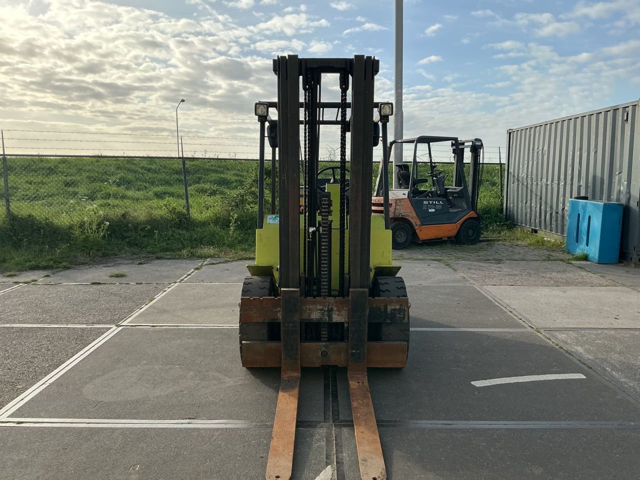 Frontstapler от тип Clark GPM 30 L, Gebrauchtmaschine в Etten Leur (Снимка 8)