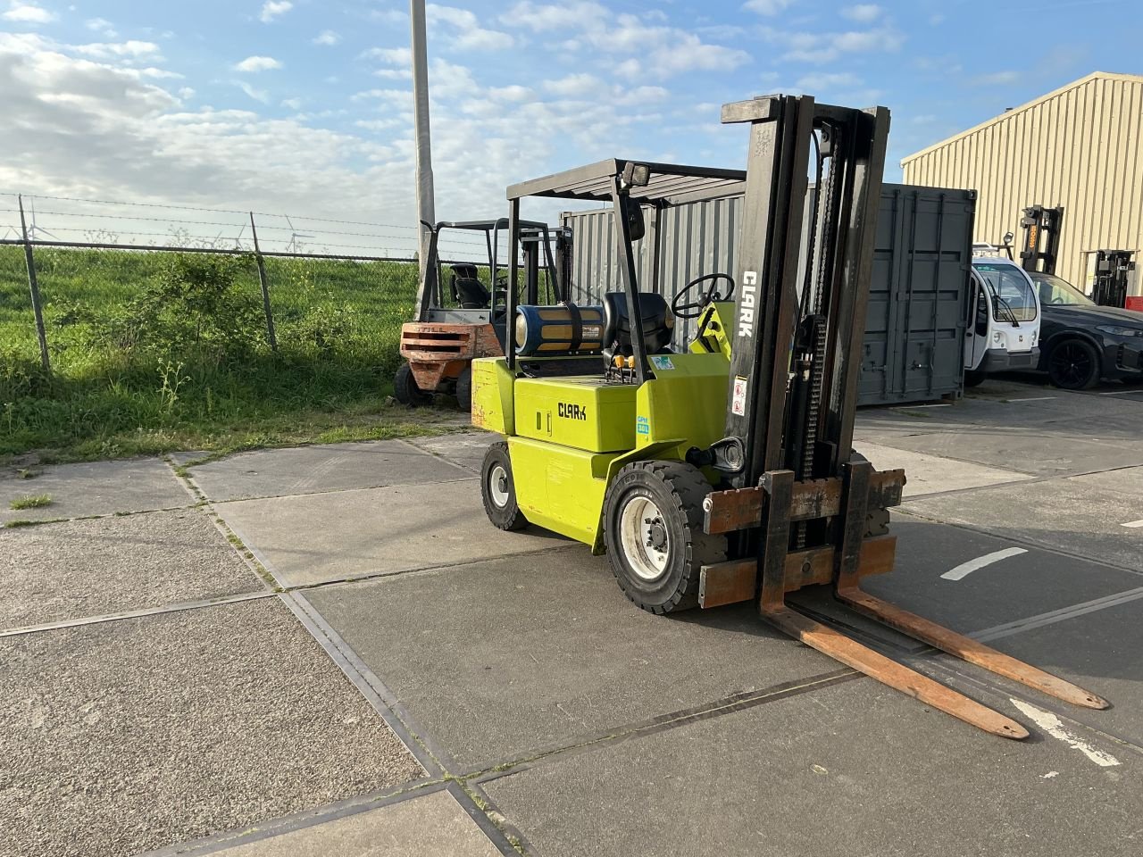 Frontstapler от тип Clark GPM 30 L, Gebrauchtmaschine в Etten Leur (Снимка 3)