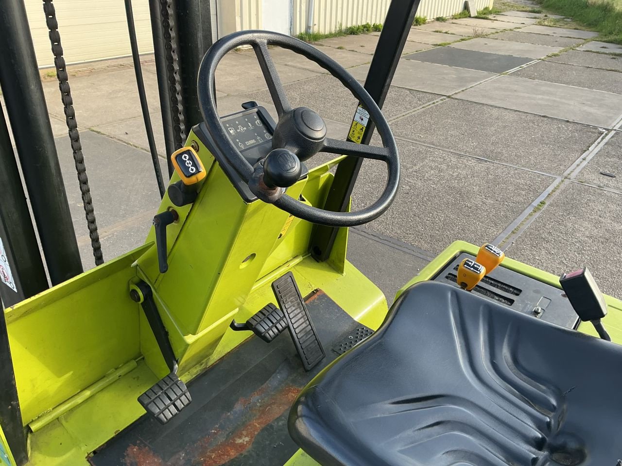 Frontstapler от тип Clark GPM 30 L, Gebrauchtmaschine в Etten Leur (Снимка 10)