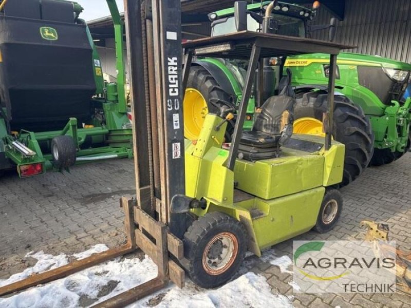 Frontstapler Türe ait Clark GPM20N, Gebrauchtmaschine içinde Meppen (resim 1)