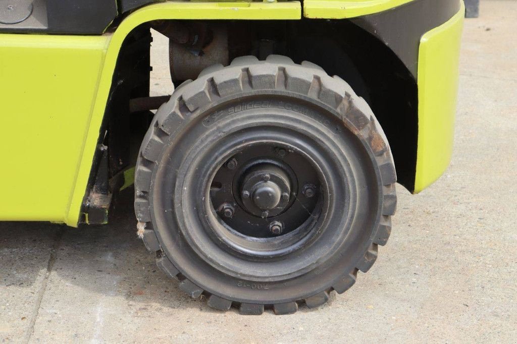 Frontstapler des Typs Clark GPX 35 LPG, Gebrauchtmaschine in Antwerpen (Bild 10)