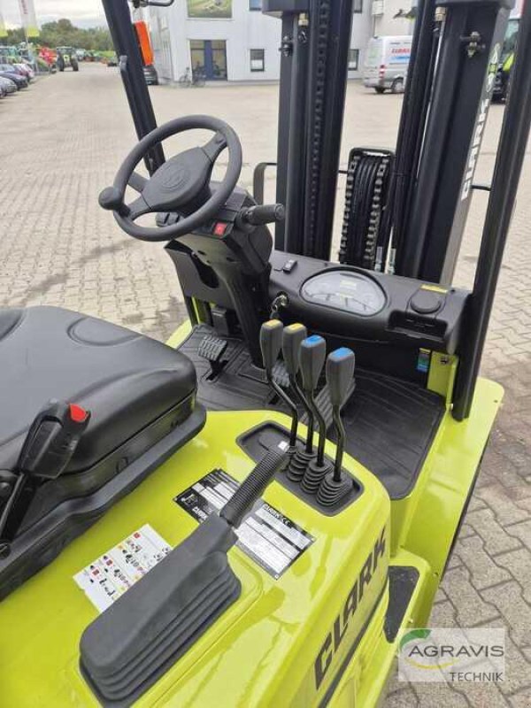 Frontstapler za tip Clark GTS25D, Neumaschine u Raesfeld (Slika 7)