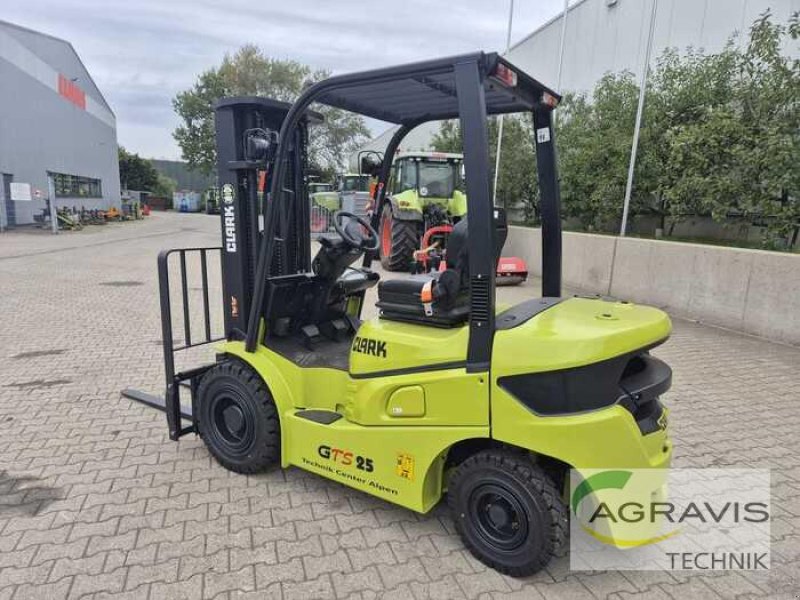 Frontstapler του τύπου Clark GTS25D, Neumaschine σε Alpen (Φωτογραφία 4)