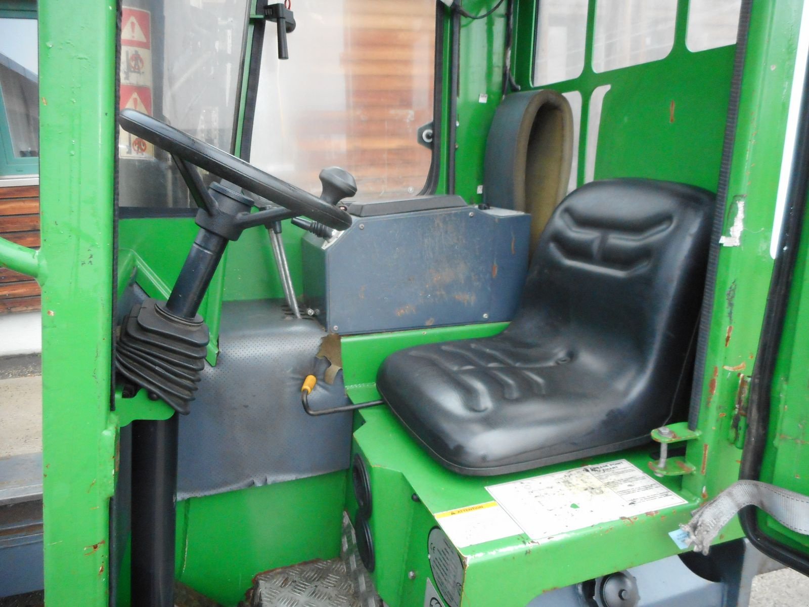 Frontstapler of the type Combilift C3000 Diesel 4Wege Allrad Stapler, Gebrauchtmaschine in St. Nikolai ob Draßling (Picture 8)