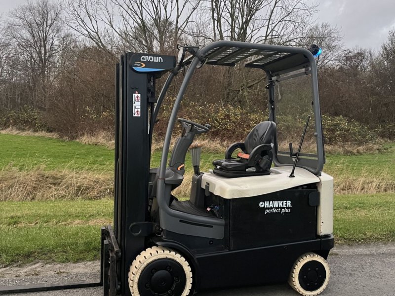 Frontstapler tip Crown FC5225, Gebrauchtmaschine in Lelystad (Poză 1)