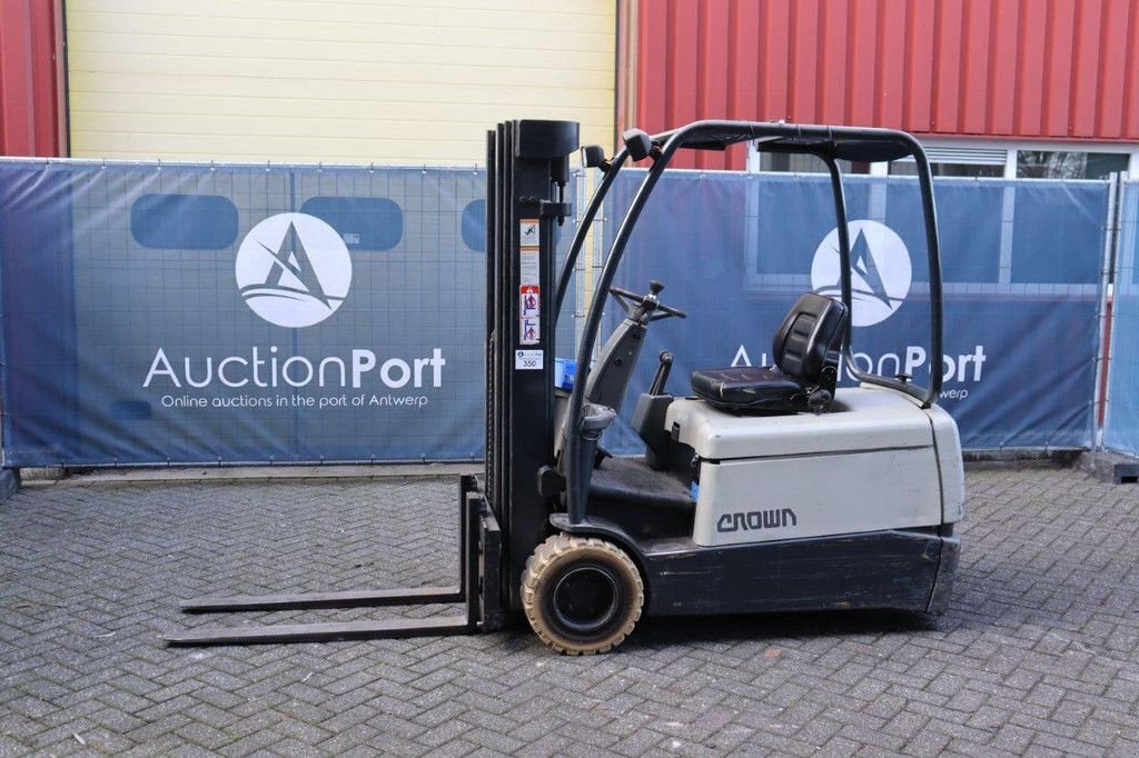 Frontstapler del tipo Crown SC3018 OPT3, Gebrauchtmaschine en Antwerpen (Imagen 1)