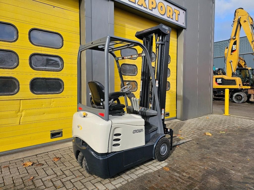 Frontstapler van het type Crown SCT6010-1.3, Gebrauchtmaschine in Krabbendijke (Foto 4)