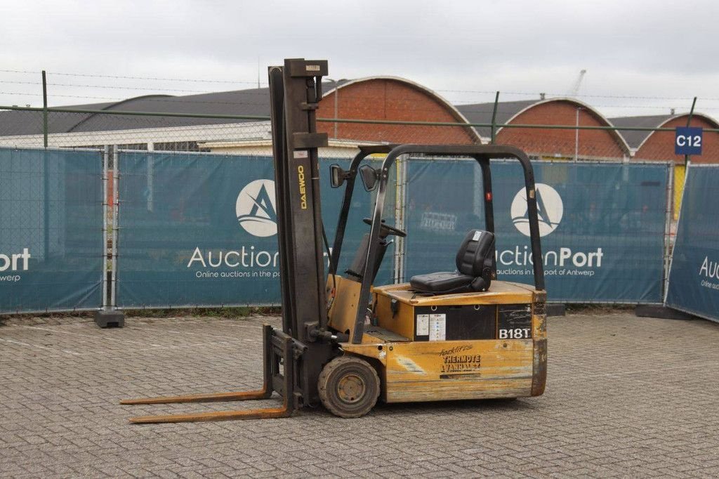 Frontstapler от тип Daewoo B18T, Gebrauchtmaschine в Antwerpen (Снимка 1)
