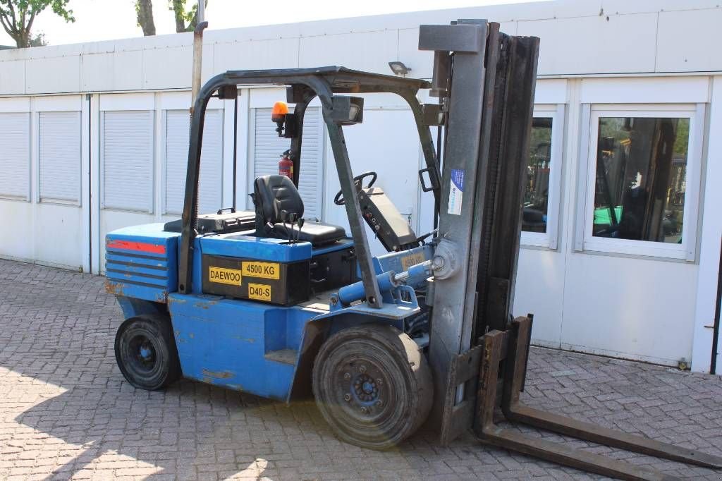 Frontstapler typu Daewoo D 40 S, Gebrauchtmaschine v Rucphen (Obrázek 4)