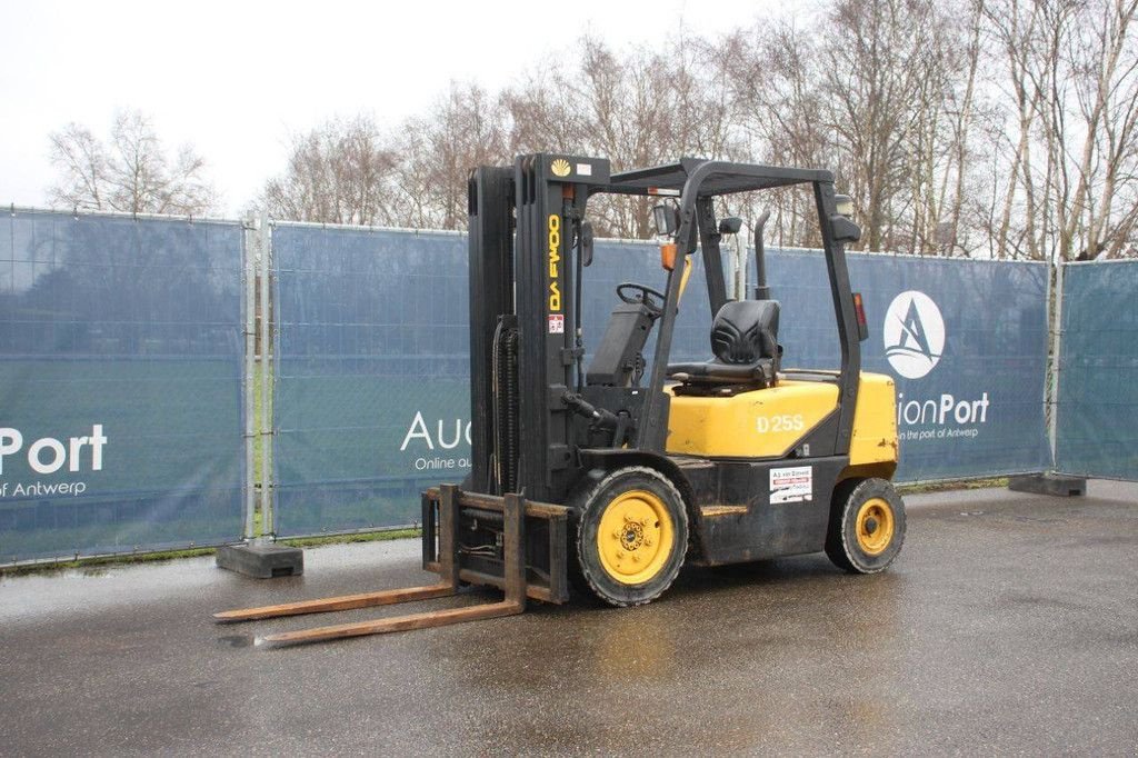 Frontstapler del tipo Daewoo D25S, Gebrauchtmaschine en Antwerpen (Imagen 9)