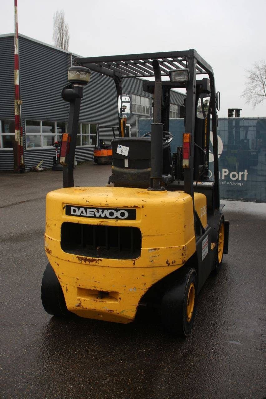 Frontstapler del tipo Daewoo D25S, Gebrauchtmaschine en Antwerpen (Imagen 5)