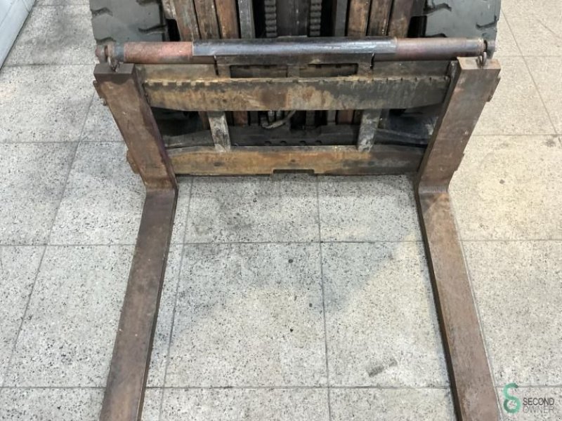 Frontstapler del tipo Daewoo D25S, Gebrauchtmaschine In Wijchen (Immagine 5)