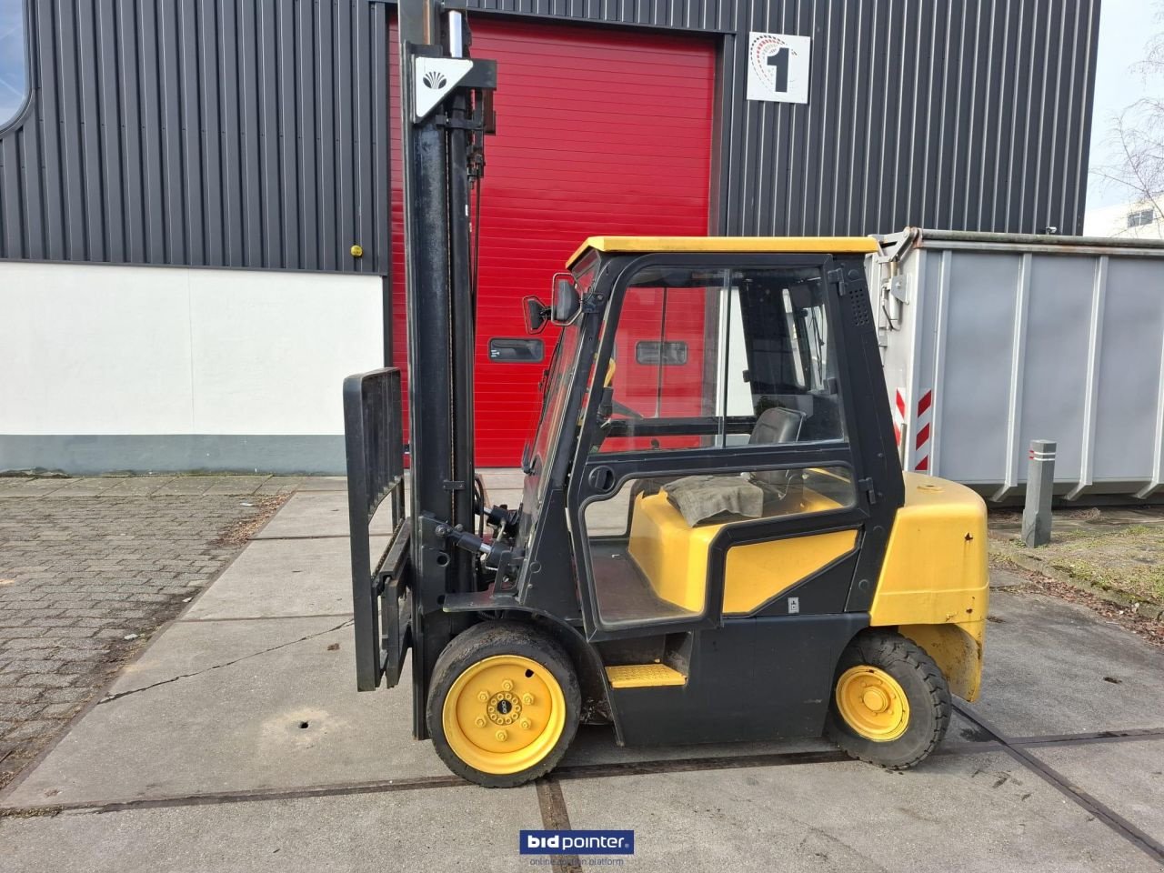 Frontstapler du type Daewoo D305-3, Gebrauchtmaschine en Deurne (Photo 2)