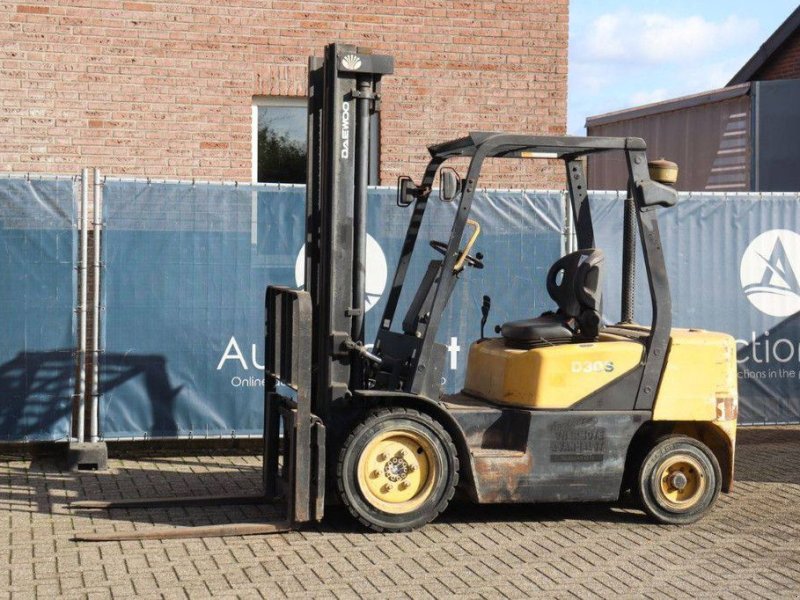 Frontstapler typu Daewoo D30S-3, Gebrauchtmaschine w Antwerpen (Zdjęcie 1)