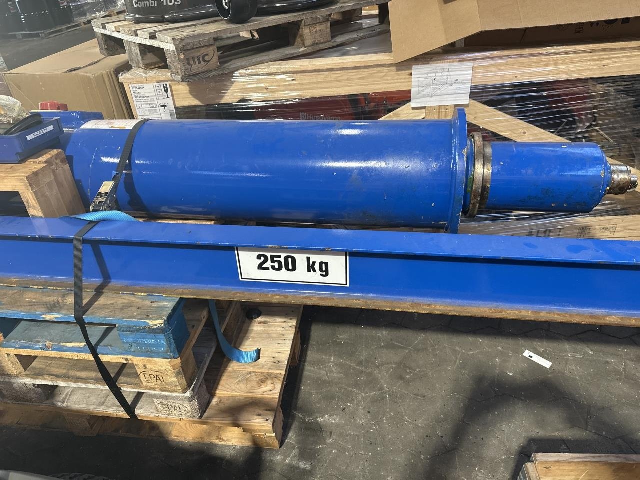 Frontstapler of the type Demag KRAN 250 KG, Gebrauchtmaschine in Hadsten (Picture 2)