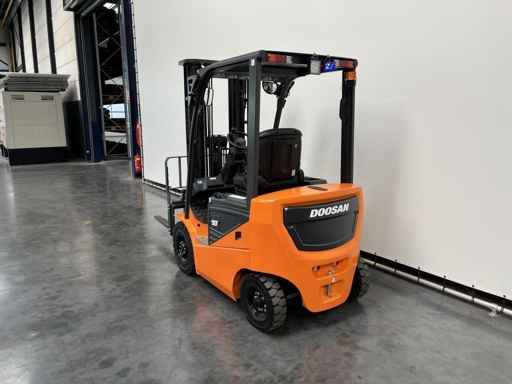 Frontstapler a típus Doosan B 18 NS, Neumaschine ekkor: Culemborg (Kép 5)