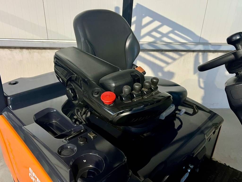 Frontstapler of the type Doosan B 18 X-7, Gebrauchtmaschine in Nijkerkerveen (Picture 4)