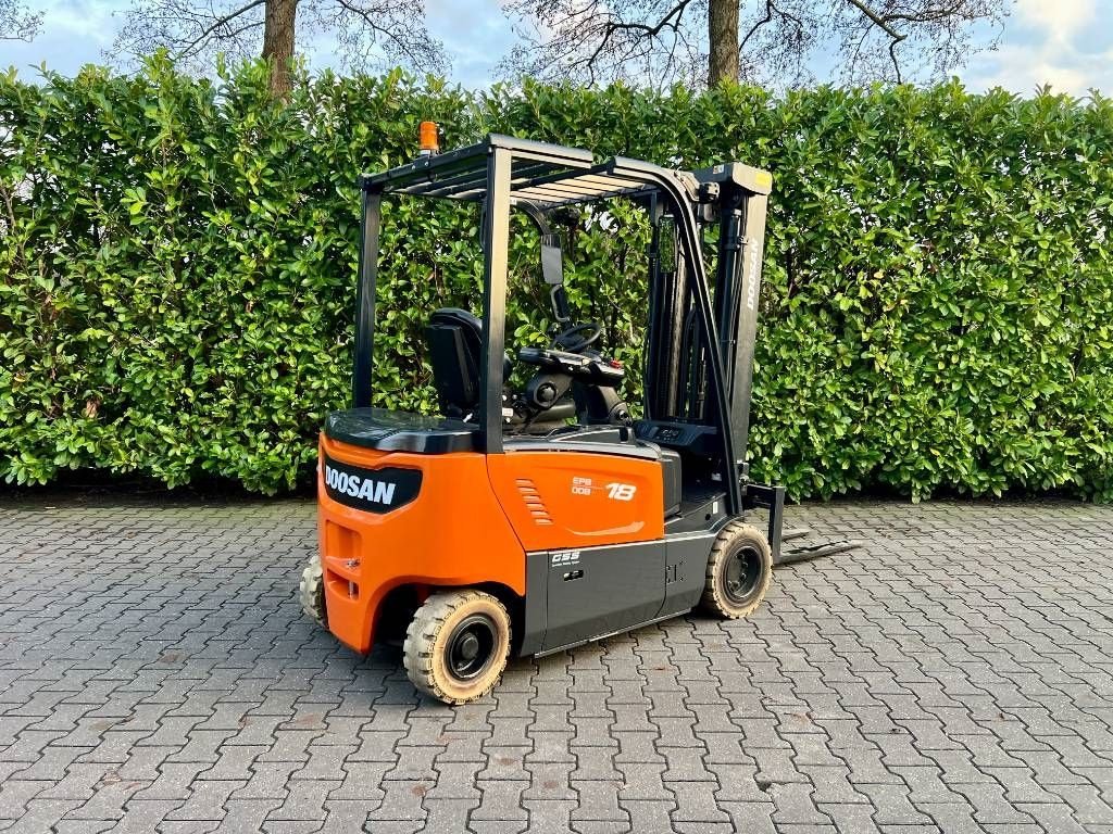 Frontstapler tip Doosan B 18 X-7, Gebrauchtmaschine in Nijkerkerveen (Poză 2)