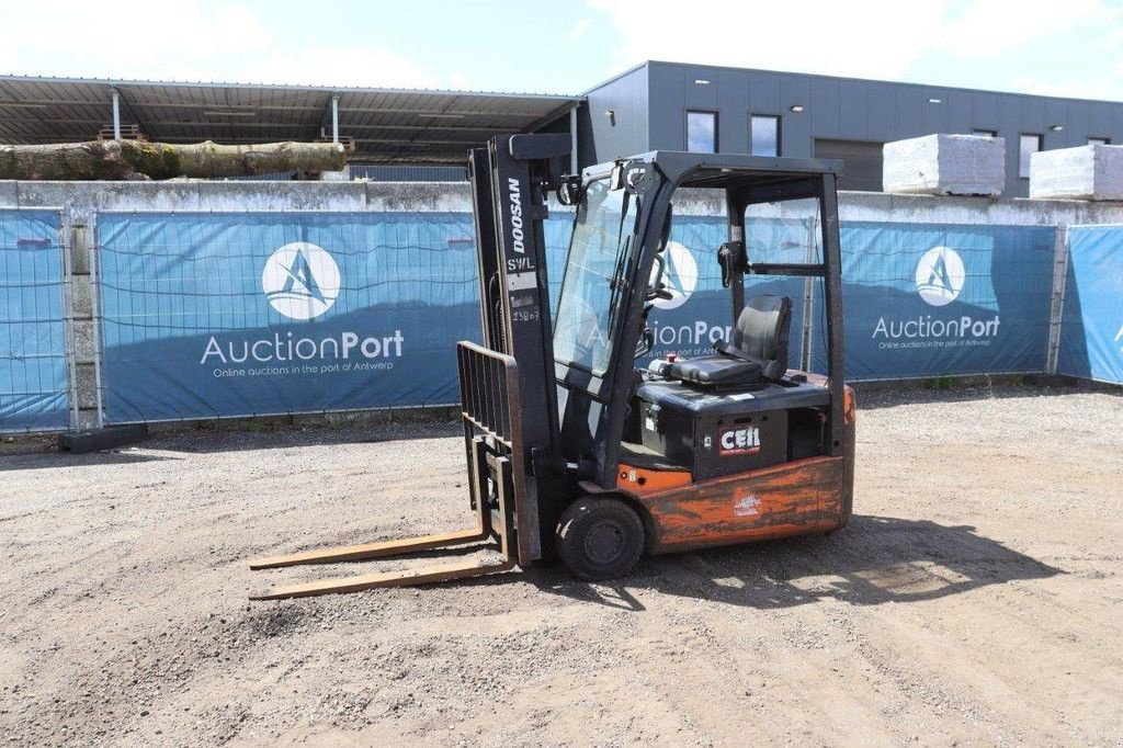 Frontstapler za tip Doosan B15T-5, Gebrauchtmaschine u Antwerpen (Slika 1)