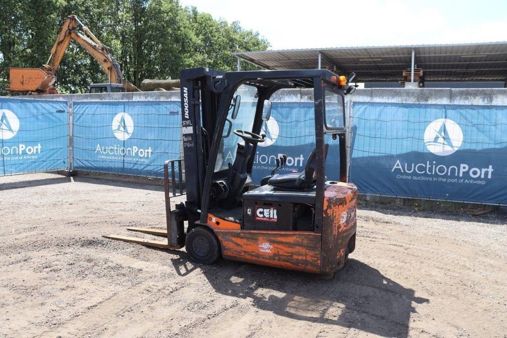 Frontstapler za tip Doosan B15T-5, Gebrauchtmaschine u Antwerpen (Slika 3)