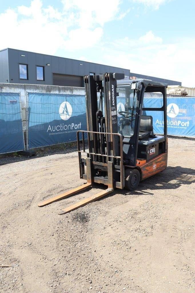 Frontstapler za tip Doosan B15T-5, Gebrauchtmaschine u Antwerpen (Slika 10)