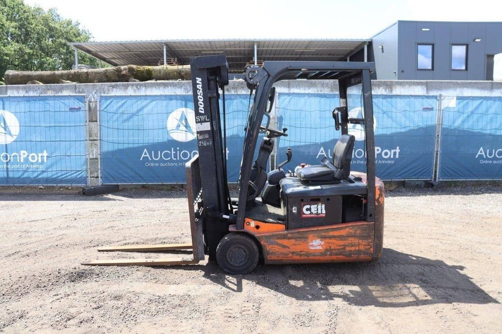 Frontstapler za tip Doosan B15T-5, Gebrauchtmaschine u Antwerpen (Slika 2)