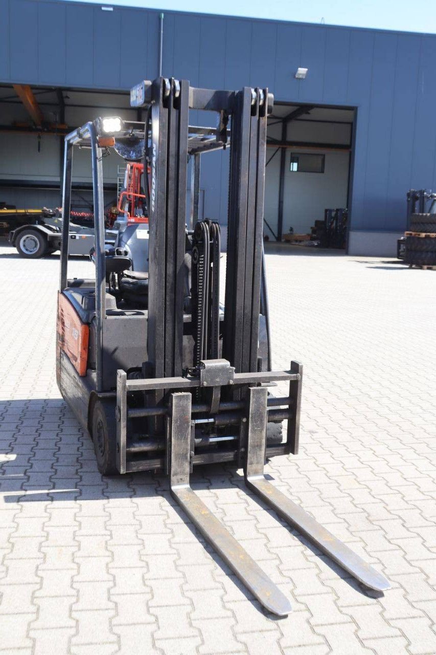 Frontstapler типа Doosan B18-T7, Gebrauchtmaschine в Antwerpen (Фотография 8)