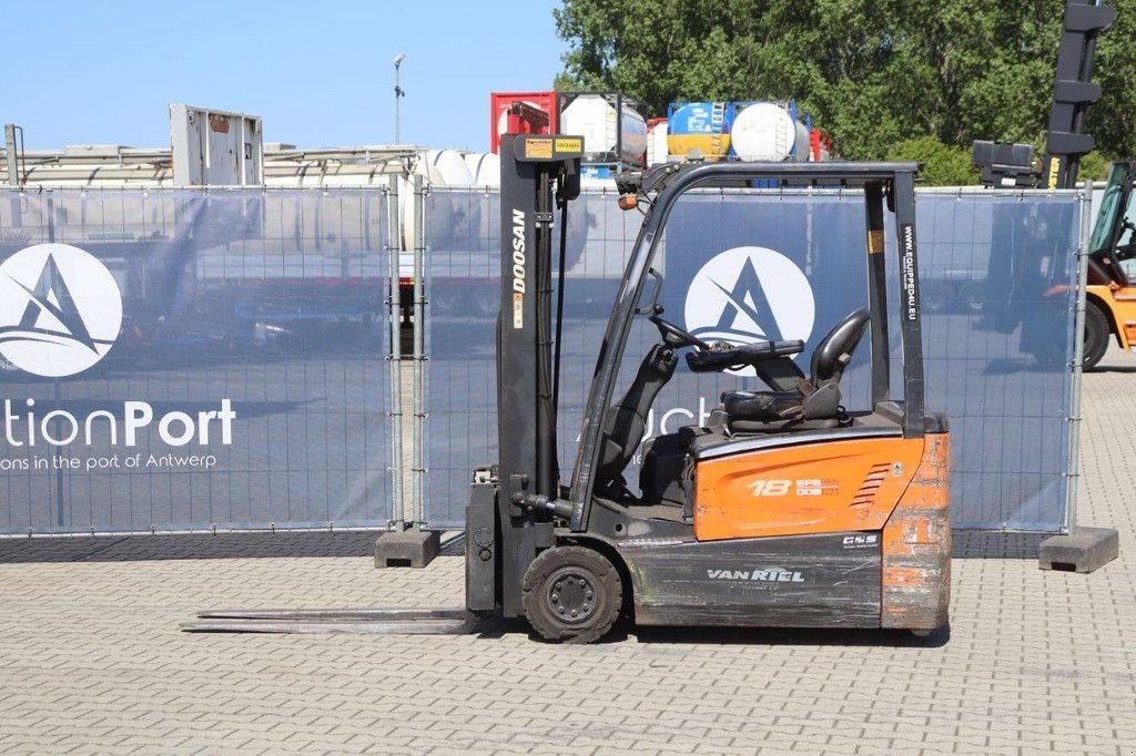 Frontstapler типа Doosan B18-T7, Gebrauchtmaschine в Antwerpen (Фотография 2)