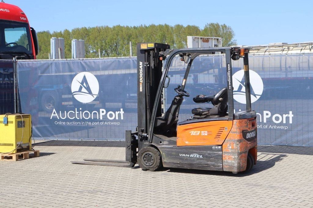 Frontstapler типа Doosan B18-T7, Gebrauchtmaschine в Antwerpen (Фотография 3)