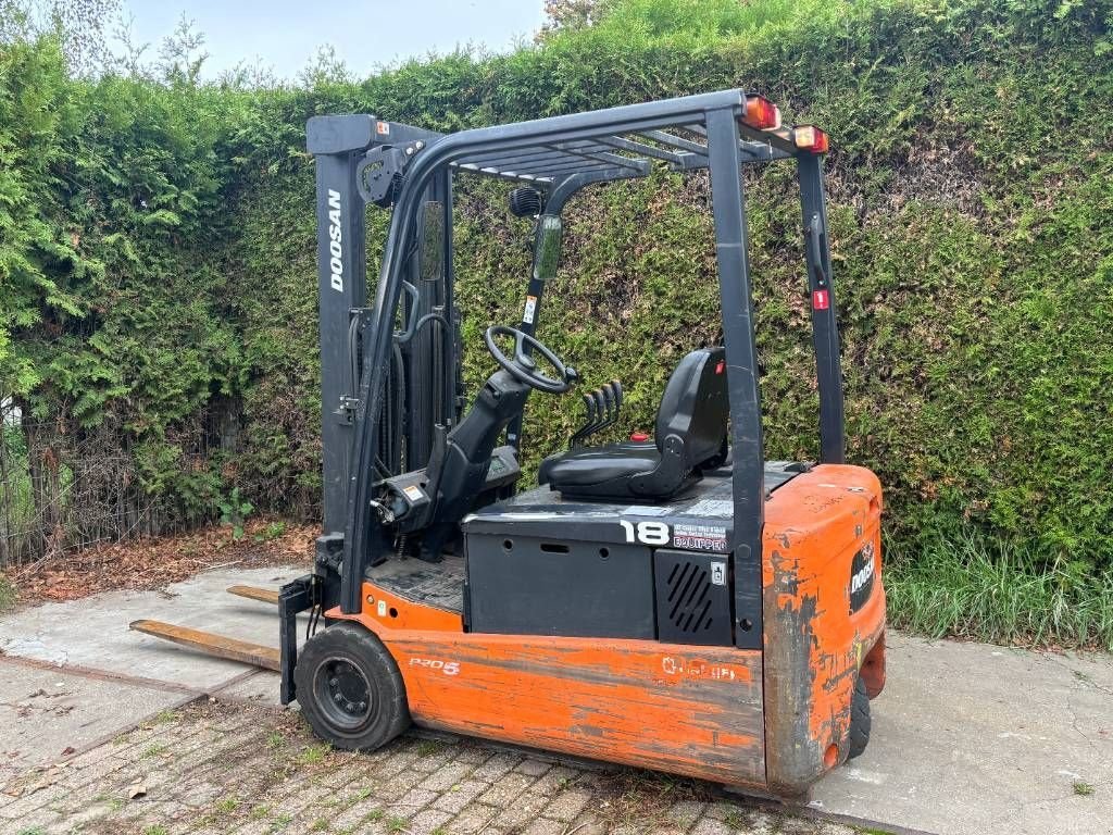 Frontstapler des Typs Doosan B18T-5 elektrische heftruck dublo 1.8 ton heftruck, Gebrauchtmaschine in Hooge mierde (Bild 3)