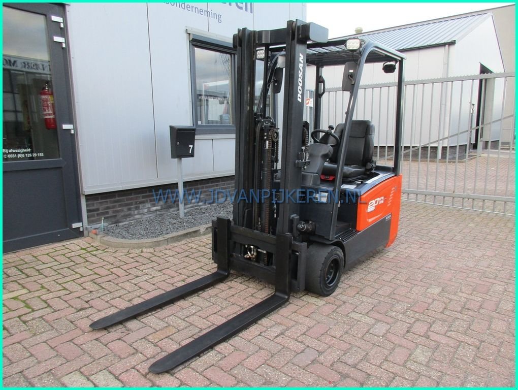 Frontstapler del tipo Doosan B20T-7, Gebrauchtmaschine In IJsselmuiden (Immagine 3)
