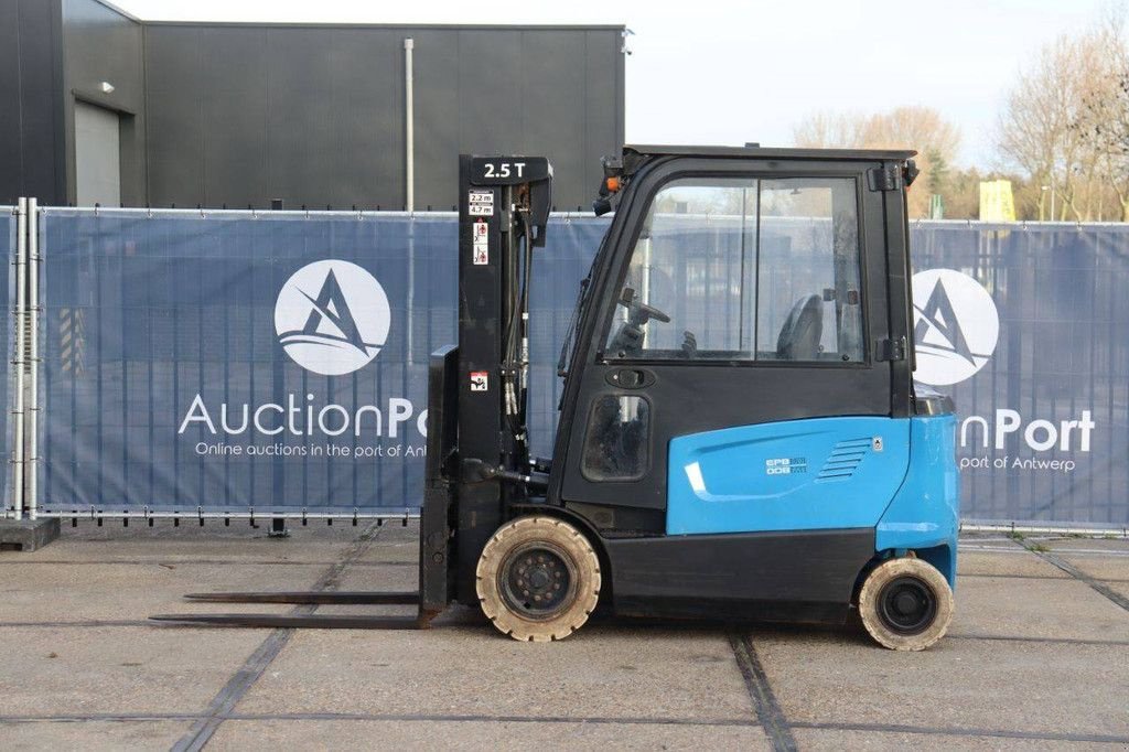 Frontstapler του τύπου Doosan B25X-7, Gebrauchtmaschine σε Antwerpen (Φωτογραφία 2)