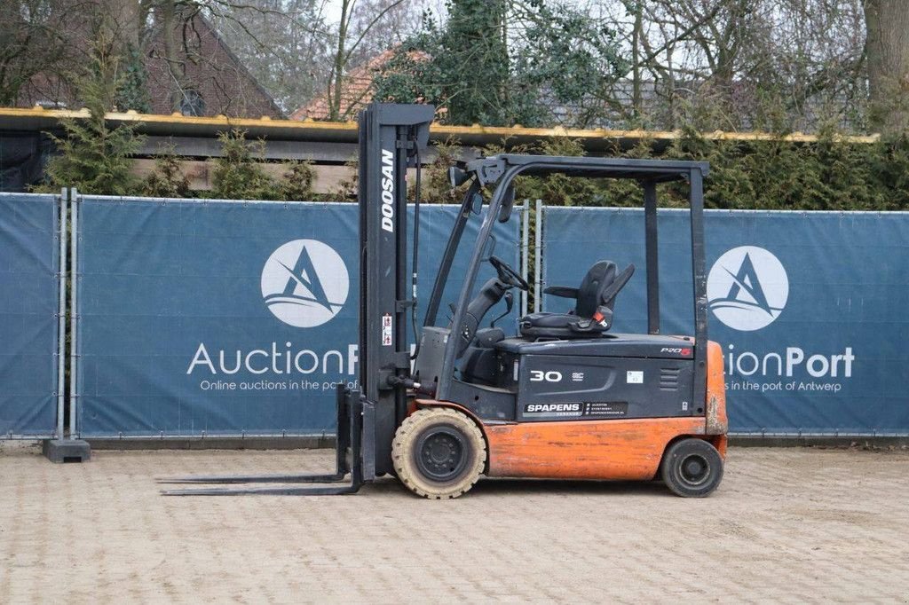 Frontstapler типа Doosan B30X-5, Gebrauchtmaschine в Antwerpen (Фотография 1)