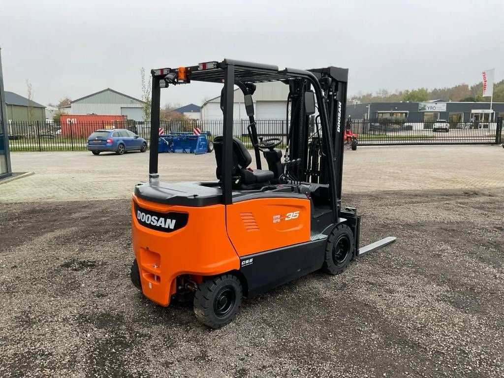 Frontstapler van het type Doosan B35X-7 plus NIEUW, Overjarig!, Neumaschine in Marknesse (Foto 7)