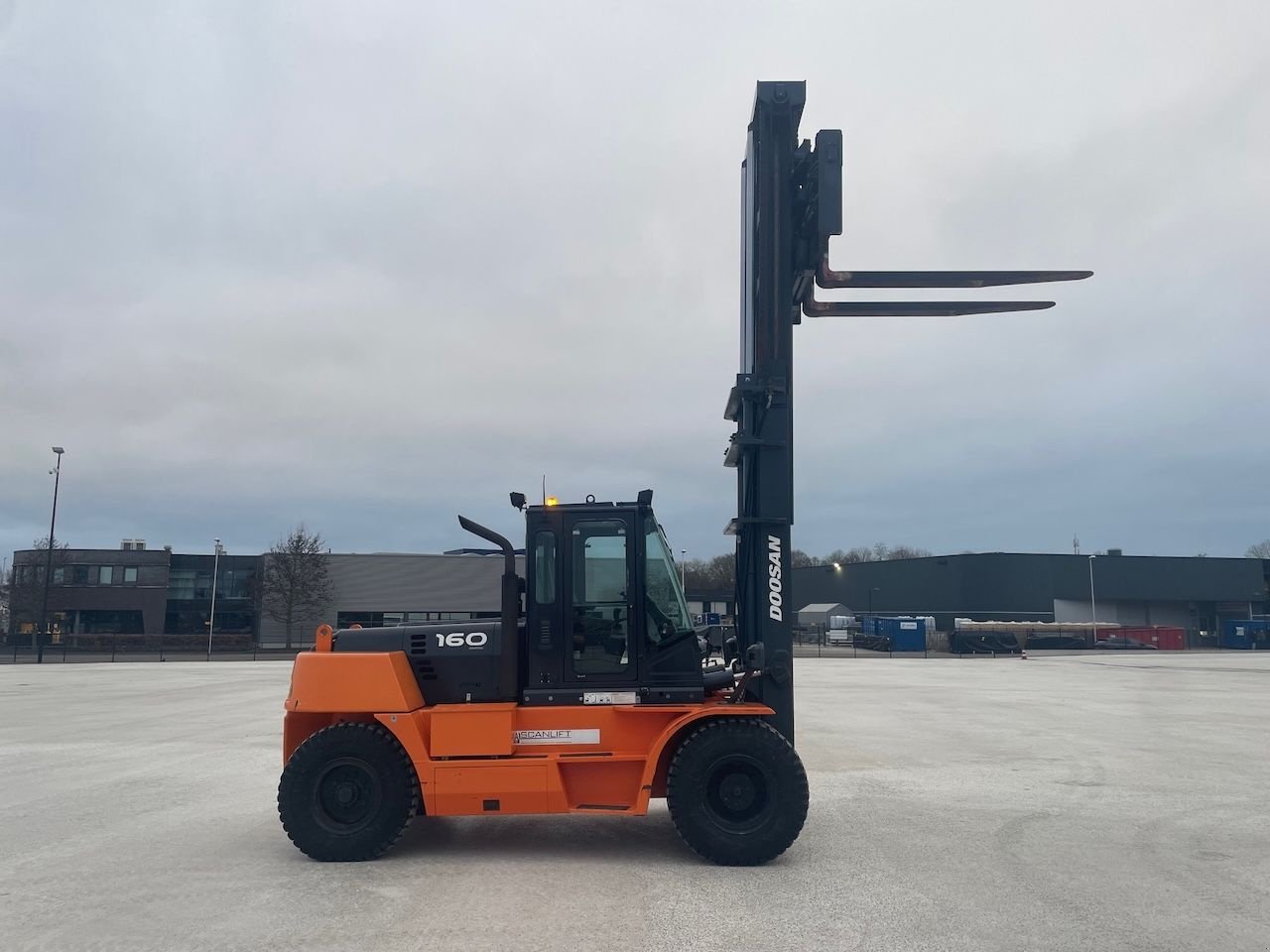 Frontstapler van het type Doosan D 160S-5, Gebrauchtmaschine in Holten (Foto 10)