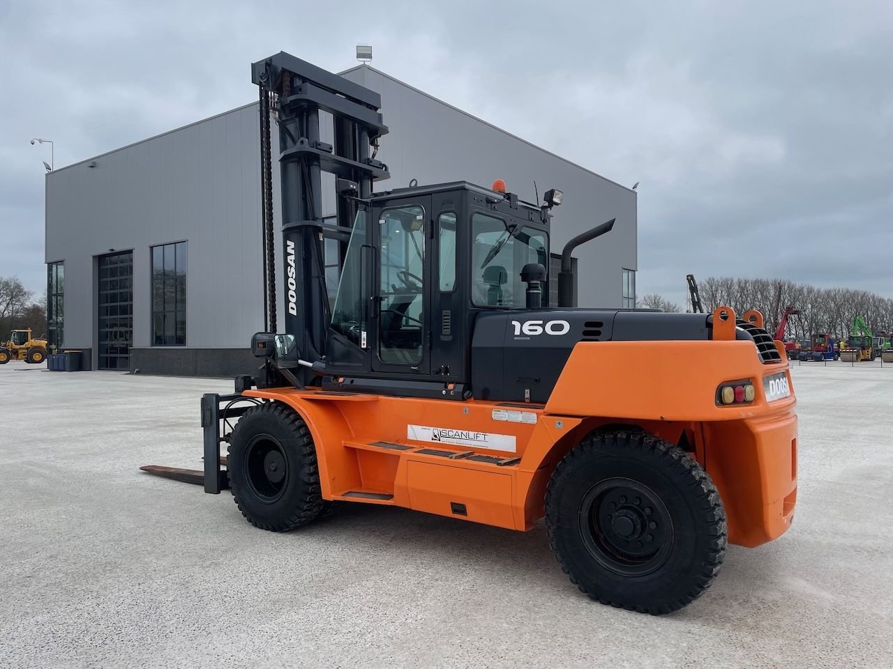 Frontstapler van het type Doosan D 160S-5, Gebrauchtmaschine in Holten (Foto 1)