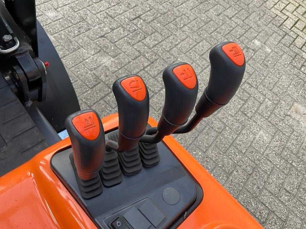 Frontstapler del tipo Doosan D25 GP Plus, 140 uur! Als nieuw!, Gebrauchtmaschine In Marknesse (Immagine 9)