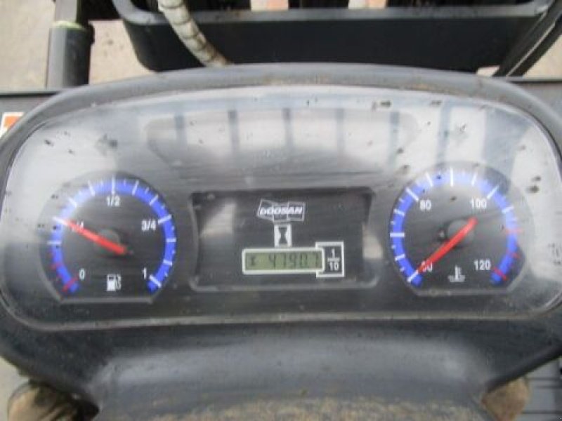 Frontstapler типа Doosan D25G - Triplex 6,10m + Seitenschieber, Gebrauchtmaschine в Gnas (Фотография 6)