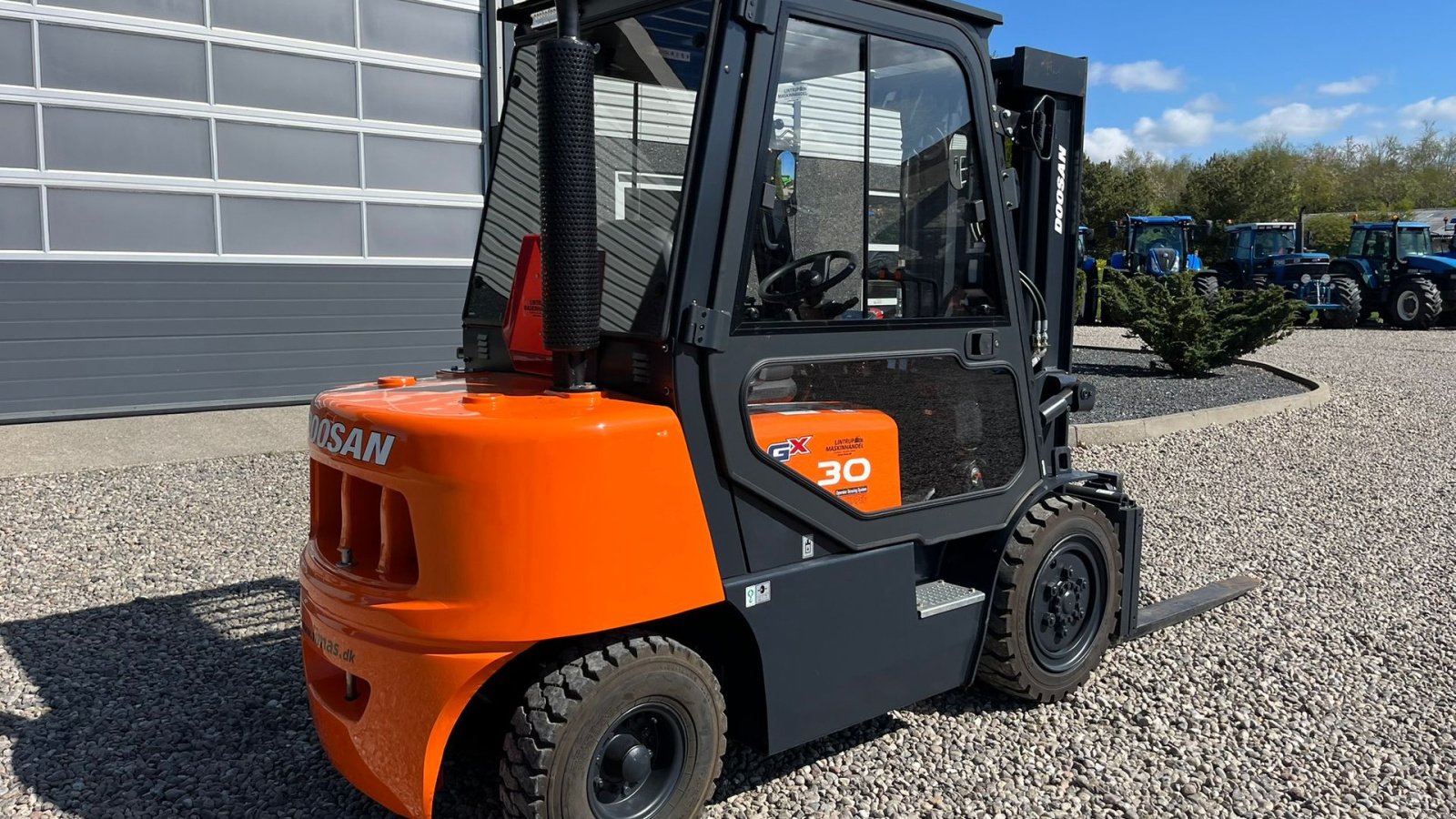 Frontstapler of the type Doosan D30 G med kabine og KUN 57 TIMER FRA NY, MED TIME GARENTI, Gebrauchtmaschine in Lintrup (Picture 18)