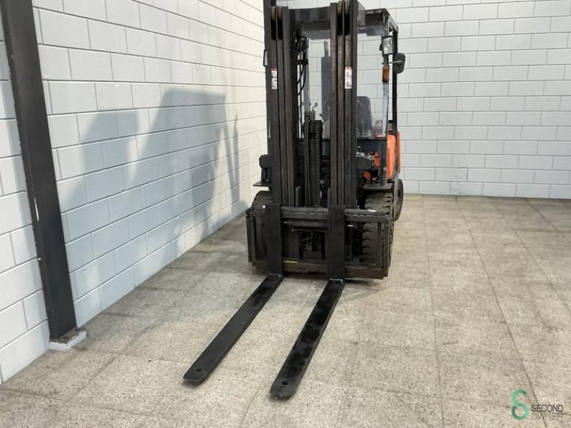 Frontstapler des Typs Doosan D30G, Gebrauchtmaschine in Wijchen (Bild 3)