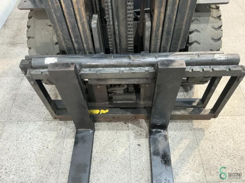 Frontstapler des Typs Doosan D30G, Gebrauchtmaschine in Wijchen (Bild 5)