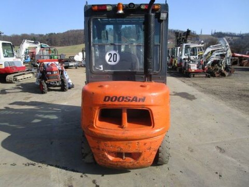 Frontstapler типа Doosan D35C-5 Triplex-FH 4,9m + Seitenschieber, Gebrauchtmaschine в Gnas (Фотография 4)