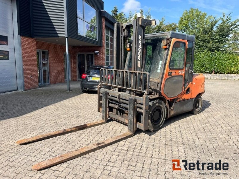 Frontstapler typu Doosan D55C-5, Gebrauchtmaschine v Rødovre (Obrázek 1)